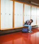 Alt caz de pedofilie! O fetiţă de 13 ani de la CSM Ploieşti povestește calvarul pe care îl trăiesc ea şi colegele ei în vestiare