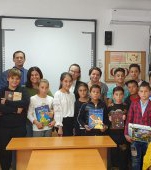 Bibliotecă donată pentru 1600 de copii din Slobozia Bradului