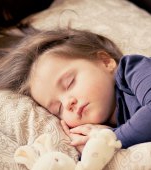 Cum să alegi o saltea de pat pentru copii, adaptată morfologiei acestora?