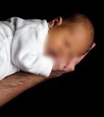 Medic suspendat după ce s-a născut un bebeluș fără chip. Cum a fost posibil așa ceva