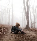 Povestea femeii care și-a băut propriul lapte de sân pentru a supraviețui în sălbăticie