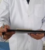 Un medic este acuzat că a scos uterul femeilor fără consimțământul acestora