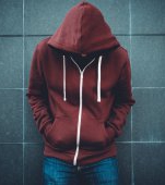 Am descoperit boala psihică a copilului meu uitându-mă în telefonul lui
