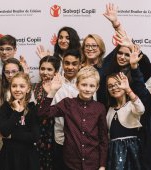 Festivalul Brazilor de Crăciun ediția 2019, evenimentul de solidaritate al anului Nici un copil nu trebuie lăsat în afara școlii!