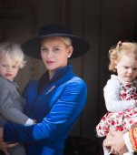 Prințesa de Monaco despre viața de mamă: "Este epuizant. Copiii uneori pot fi brutali."