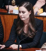 Prim-ministru Finlandei, cea mai tânără femeie pe acest post, a fost crescută de două mame