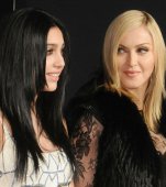 Fiica Madonnei șochează! Fără rușine, apare goală într-un spectacol de modă