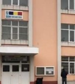 Un copil de 12 ani a căzut de la etajul doi al liceului în care învăța