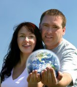Cuplurile aleg să facă tot mai puțini copii în 2020, pentru a nu polua planeta