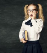 Caz șocant la o școală: profesoara a condamnat sexualitatea unei eleve în fața clasei