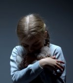 Cifre dramatice: 1 din 20 de adolescente este victima unui viol