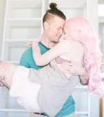 Cazul incredibil al mamei căreia i-au fost amputate picioarele după ce a născut un bebeluș mort