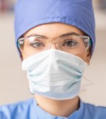 Medic supraviețuitor al coronavirusului:"Tu, dacă te duci în magazin și cineva cu Covid a strănutat cu 15 minute înainte, te poți infecta, cu tot cu mască. Trebuie să stăm acasă!"