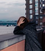 Efectele pandemiei: o mamă și-a aruncat cei cinci copii în râu pentru că a rămas fără mâncare