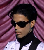 Puțini știu că artistul Prince a fost tată: povestea tragică a unui star nefericit