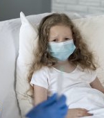 Abuz în spitalul din Brașov: mamele nu au voie să se interneze alături de copiii lor