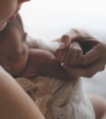 Caz rar în lume: o fetiță s-a născut cu două guri. Află cum a fost posibil