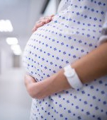 O gravidă cu Covid-19 a născut pe coridorul spitalului pentru că nu a găsit un medic să o ajute:”Mă rog ca nicio mamă să nu treacă vreodată prin ce am trecut eu”