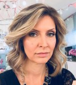 Cine este și cu ce se ocupă prima soție a lui Radu Vâlcan. Femeia are 50 de ani și este superbă