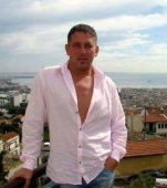 Tragedie neașteptată: unul dintre actorii care au debutat în Liceenii a fost găsit fără suflare la numai 50 de ani