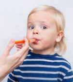 7 întrebări despre Ibuprofen în tratamentul copiilor infectați cu COVID-19 cu răspunsuri de la pediatru