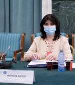 Se deschid școlile în toamnă? Ce spune Ministrul Educației
