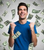 Un tată a câștigat la loterie în aceeași zi în care i s-a născut copilul