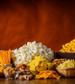 Lege nouă în România: dispar de pe rafturi popcornul, margarina, chipsurile și supele la plic