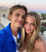 Fiul mijlociu al lui David Beckham este îndrăgostit! Iubita lui a fost angajată de Victoria Beckham