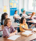 Conceptul de ”școală în bulă”, care permite copiilor canadieni să nu poarte mască în clasă