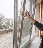 ”Aerisiți clasele, că nu vă trage curentul!” - apelul medicului Mihai Craiu către profesori