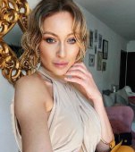 Vloggeriţa Ioana Chişiu divorţează de tatăl fetiţelor ei, după 10 ani: "Să o iei de la zero e al naibii de greu"
