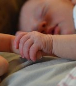 Stimulentul pentru nou născuți: câți bani primesc părinții în 2021
