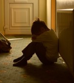O mamă și-a părăsit cei 6 copii pentru că și-a găsit iubit pe Facebook