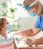 Vaccinul COVID-19 va fi testat și pe copiii cu vârsta cuprinsă între 6 luni și 11 ani