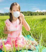 Legătura dintre absorbția vitaminei D și consumul de ceaiuri la copii. Ce spun specialiștii