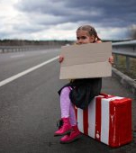 De ce tot mai mulți copii fug de acasă în pandemie? Răspunsul psihologului