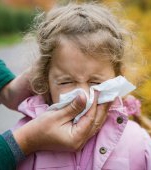 Cum combați eficient rinita alergică la copil