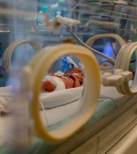 40% din bebelușii cu probleme nu au șanse să trăiască în România pentru că nu există suficiente incubatoare
