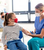 România, prima țară din Europa care vaccinează copiii. De ce imunizarea colectivă nu se poate realiza fără acest pas