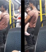 O fetiță a fost filmată în timp ce țipa, plângea și încerca să scape din brațele unui bărbat în Brăila