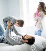 Ce să fac? Am doi copii, dar soțul meu insistă să mai facem doi, deși locuim într-o garsonieră