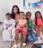 Regulile bizare pe care bonele familiei Kardashian trebuie să le respecte