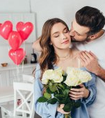 Ce buchet de flori ar trebui să primești de Ziua Îndrăgostiților ❤️ în funcție de zodia ta