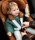 La plimbare cu bebe! Ce model de scaun auto trebuie să alegi pentru siguranța și confortul copilului