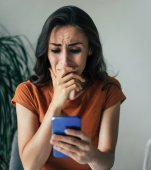 Soțul meu m-a sunat din greșeală cu video în timp ce mă înșela