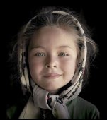 Cea mai apreciată fotografie din lume: portretul unei fetițe din Maramureș