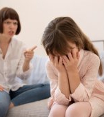Am țipat la fiica mea de 5 ani înainte de culcare și acum mă simt extrem de vinovată