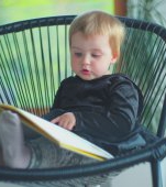 Studiu: bebelușii care cresc într-un mediu bilingv sunt mai deștepți