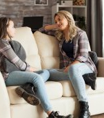 Cinci conversații pe care orice părinte trebuie să le aibă cu copilul adolescent